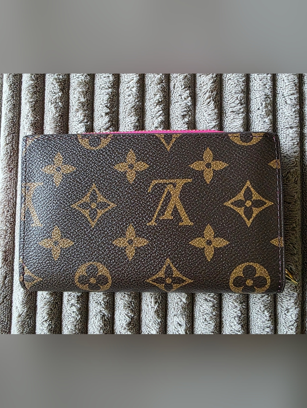 INSPIRED  Monogram  WALLET 🤩✨️
